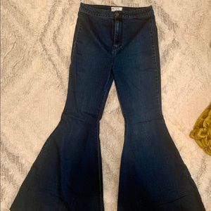 Free People Just Float On Ultra Flared Jeans Sz 30